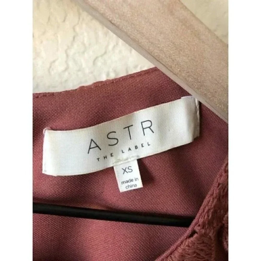 ASTR the Label Floral Lace Sleeveless Sheath Dress Pink Woodrose  Size XS - Picture 5 of 7